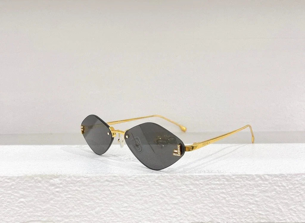 Fendi First FE6082US sunglasses in metal oval shape Women's