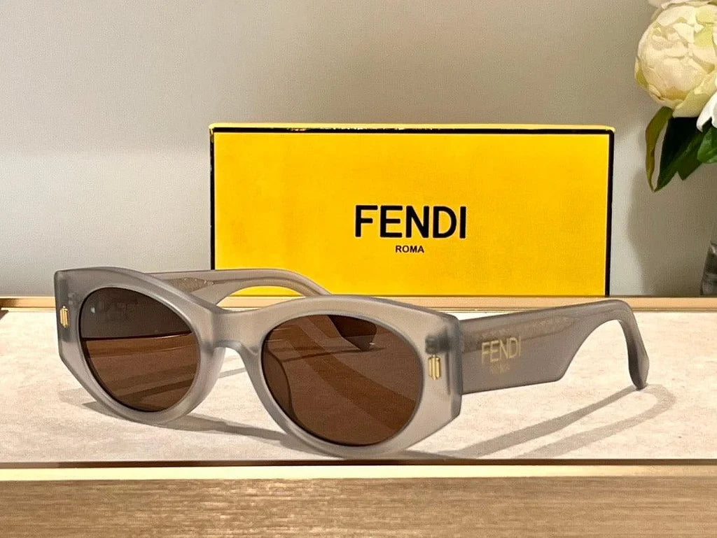 2024 FENDI Roma FE40125 Sunglasses shape Women's